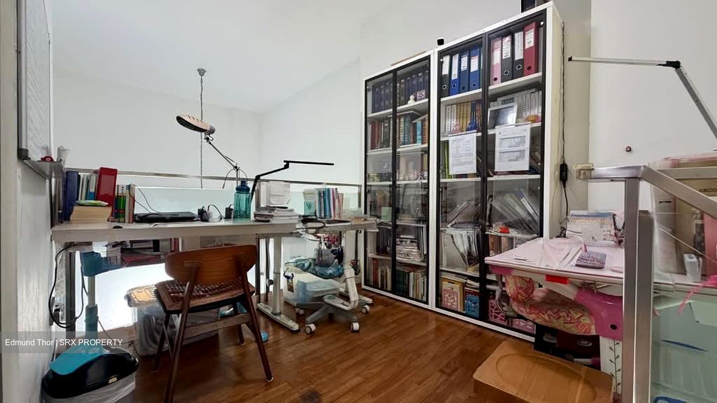 Le Reve (D14), Condominium #560091091